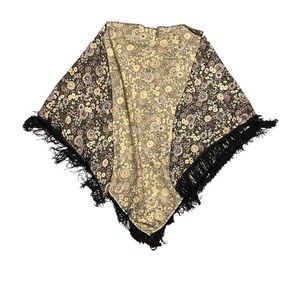 Floral vintage shawl with fringe.